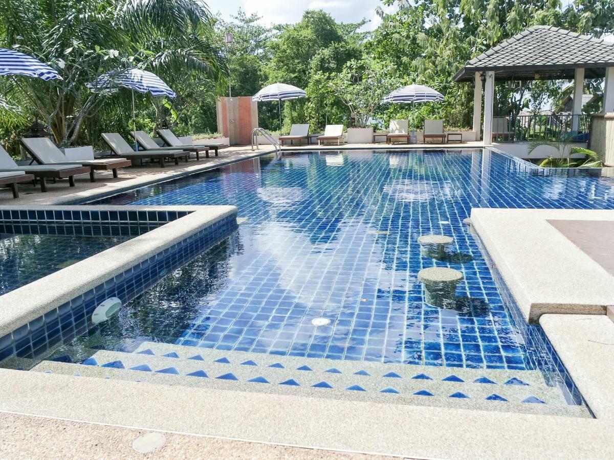 Hotel Soontreeya Lanta Ko Lanta Exterior foto